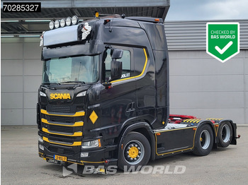 Tractor unit SCANIA S 580
