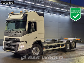 Cab chassis truck VOLVO FMX 540