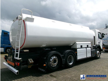 Volvo FM 380 6X2 fuel tank 20.6 m3 / 4 comp on lease Volvo FM 380 6X2 fuel tank 20.6 m3 / 4 comp: picture 3