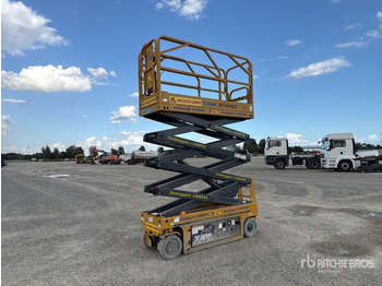Scissor lift XCMG