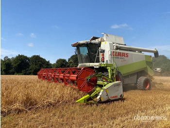 Combine harvester CLAAS Lexion 460