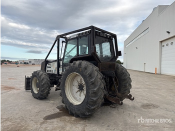 Farm tractor 2003 Valmet 8950HI 4x4 Tracteur Agricole 4WD Tractor: picture 4