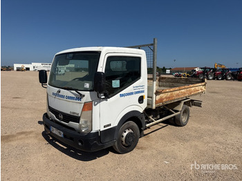 Tipper van NISSAN