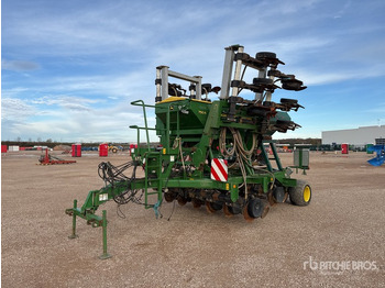 Seed drill JOHN DEERE 2000 Series