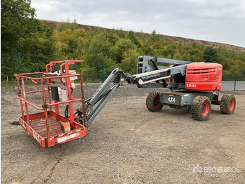 Articulated boom SKYJACK