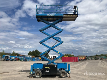 Scissor lift GENIE