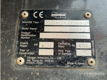 Crawler excavator DOOSAN DX225LC-7