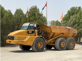 Articulated dumper CATERPILLAR 740
