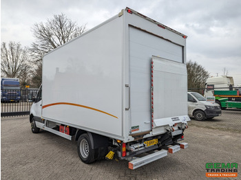 Box van Mercedes-Benz Sprinter  517 CDI 4x2 Euro6D - Gesloten Bak 4.2M + Laadklep 1000KG - Automaat - 10/2025APK: picture 3