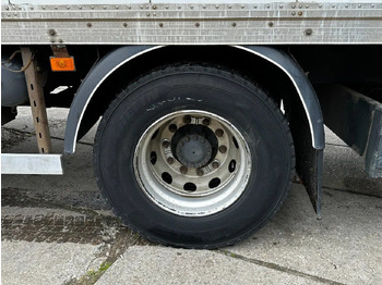Box truck Volvo FM 330 4X2 BOX Spring/Air EURO5 Double Airco Ret: picture 5