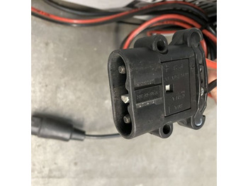 Electrical system for Material handling equipment Benning E230 G23/30 B-FEN I: picture 3