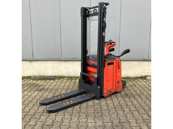 Linde L12AP (133) on lease Linde L12AP (133): picture 3 Linde L12AP (133) on lease Linde L12AP (133): picture 3