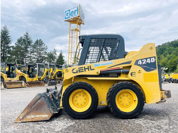 Skid steer loader GEHL