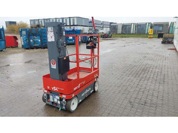 Vertical mast lift Skyjack SJ12: picture 3