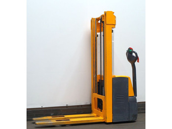 Stacker JUNGHEINRICH EJC