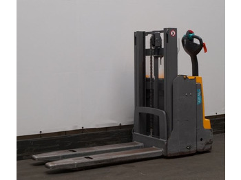 Stacker JUNGHEINRICH EJD