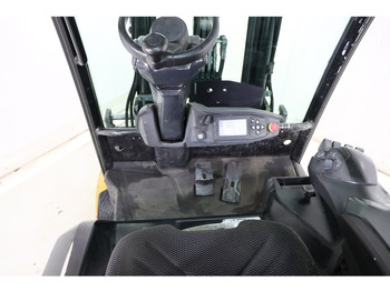 Electric forklift Caterpillar EP16ANT: picture 2