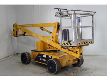 Articulated boom