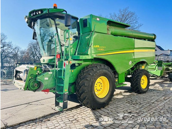 Combine harvester JOHN DEERE S690