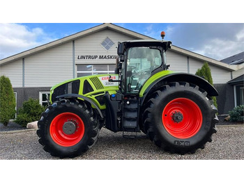 Farm tractor CLAAS Axion 930
