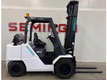 LPG forklift TCM 10694 - FHGE30T5: picture 2