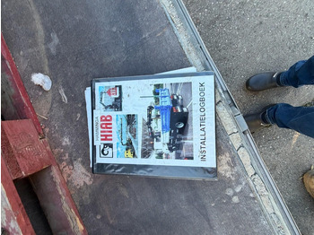 Loader crane for Truck Hiab 112 RADIO REMOTE: picture 4