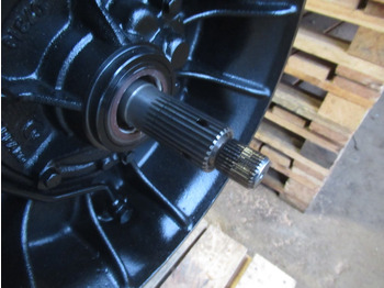 Gearbox for Construction machinery Case 87396486R - 130786A2R: picture 4
