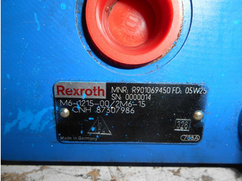Hydraulic valve NEW HOLLAND