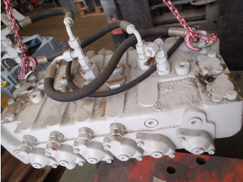 Hydraulic valve NEW HOLLAND