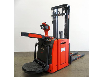 Stacker LINDE L16