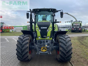 Farm tractor CLAAS axion 800: picture 2