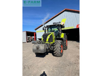 Farm tractor CLAAS Axion 850