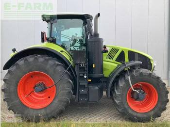 Farm tractor CLAAS Axion 950