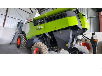 Combine harvester CLAAS Lexion 740