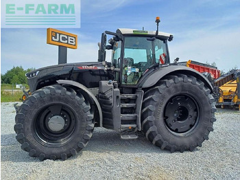 Farm tractor FENDT