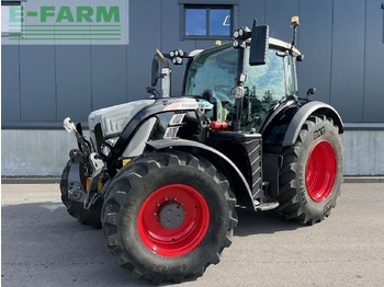 Farm tractor FENDT 720 Vario