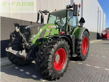 Farm tractor FENDT