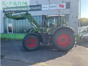 Farm tractor FENDT 724 Vario