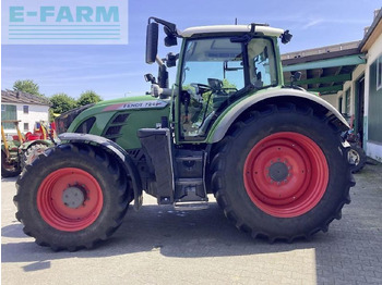 Farm tractor FENDT 724 Vario