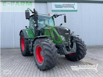 Farm tractor FENDT 724 Vario