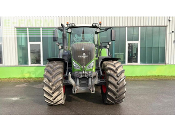 Farm tractor FENDT 828 Vario