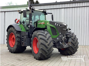 Farm tractor FENDT 942 Vario