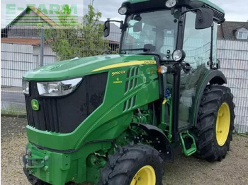 Farm tractor JOHN DEERE 5090GV