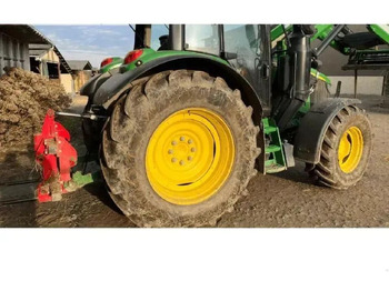 Farm tractor John Deere 6110m: picture 4 Farm tractor John Deere 6110m: picture 4