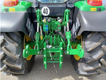 Farm tractor John Deere 6110m: picture 5