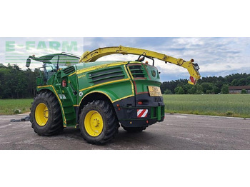 Forage harvester John Deere 8400: picture 3
