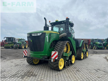 Farm tractor JOHN DEERE