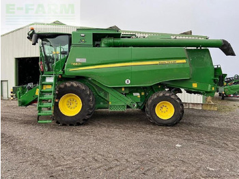 Combine harvester JOHN DEERE T660
