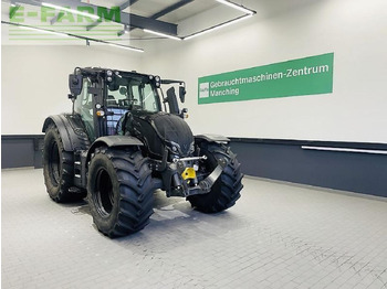 Farm tractor VALTRA N-series