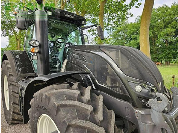 Farm tractor Valtra s394 smarttouch twintrac s274 s294 s324 s354 s374 fendt agco: picture 4